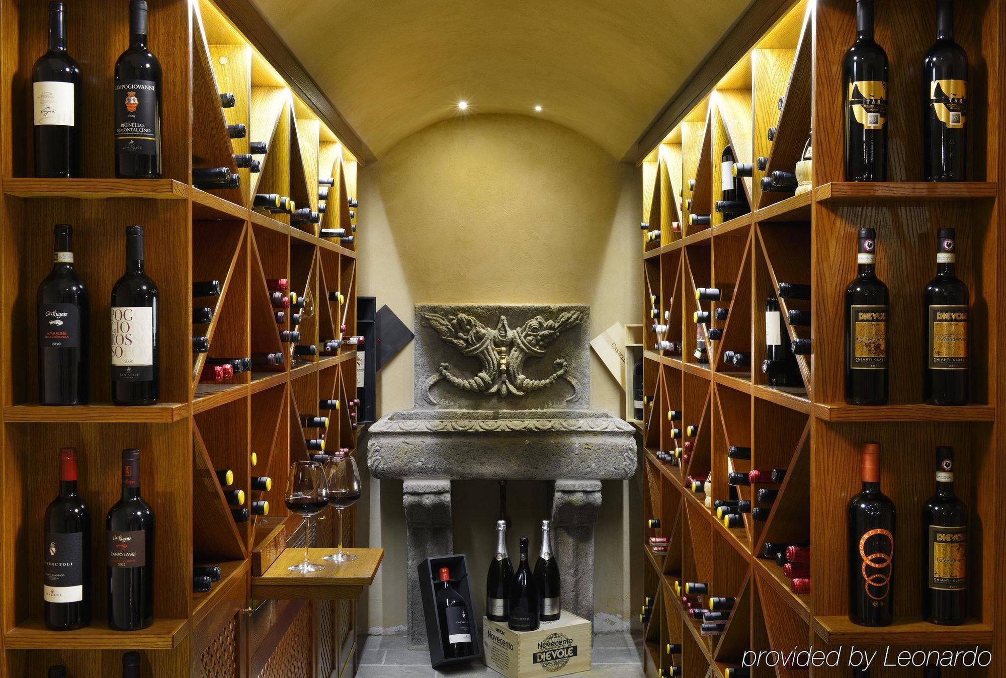 빌 술라르노 호텔 피렌체 외부 사진 Wine cellar